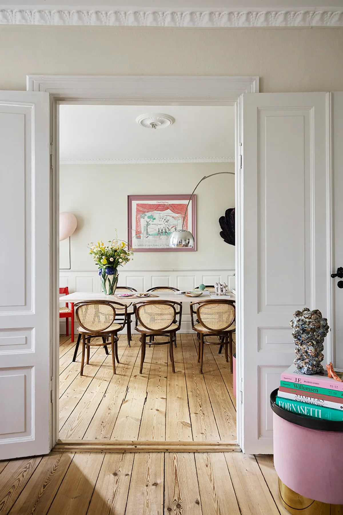 Stuer en suite med farverige detaljer